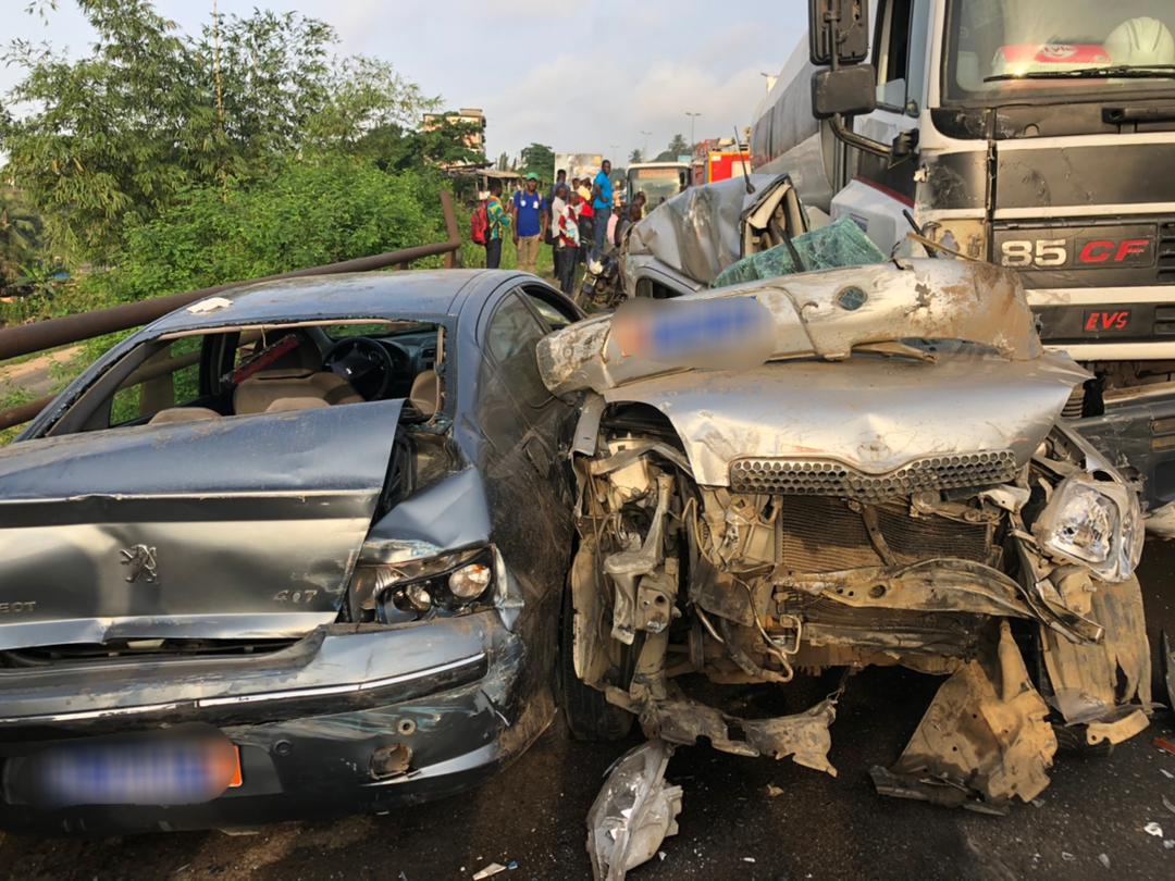 Grave accident voie Yopougon Adjamé 6 victimes YECLO