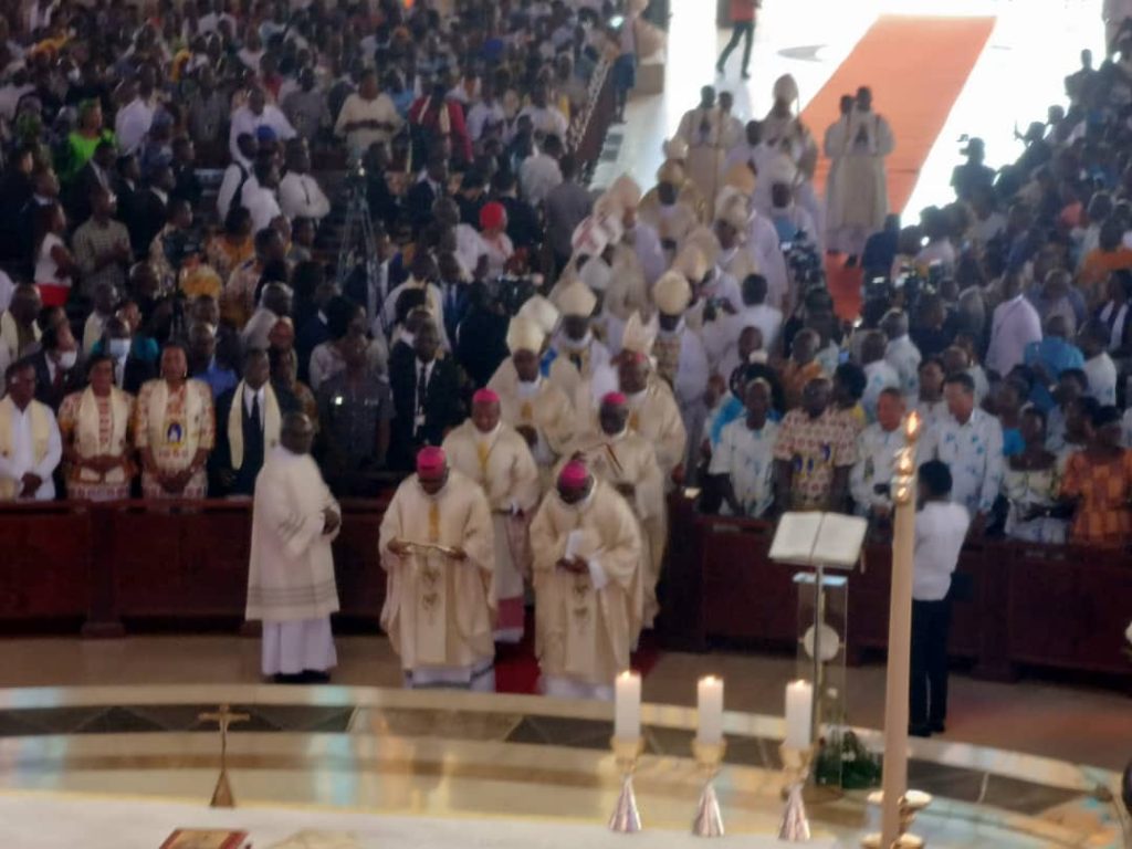 Messe D Ordination Piscopale De Mgr Joseph Kacou Aka Nouvel V Que De