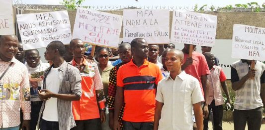 Manifestation devant le siège du MFA au Plateau Dokui, ce vendredi 20 avril 2018