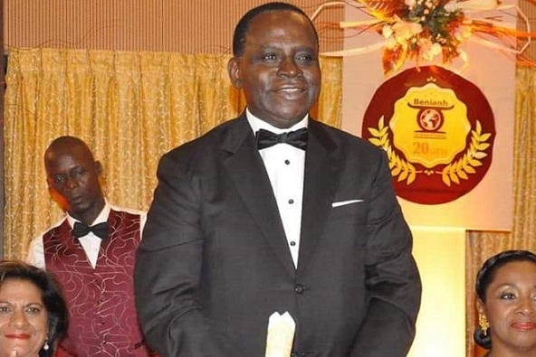 Noël Akossi Bendjo, maire du Plateau