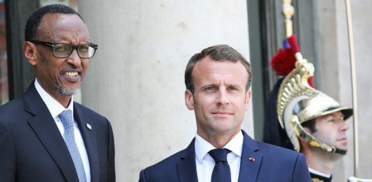 Paul Kagame Emmanuel Macron à l'Elysée (Ph : France 24)