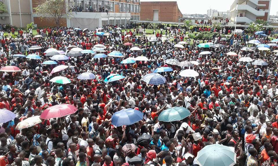 Des centaines d'étudiants ont assisté au meeting de la Fesci à l'université Félix-Houphouêt-Boigny de Cocody, ce 26 juin 2018