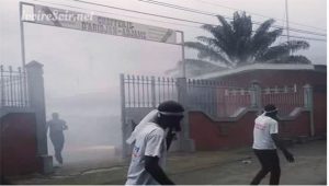Le siège de la chefferie d'Adjamé Village bombardé au gaz lacrymogène