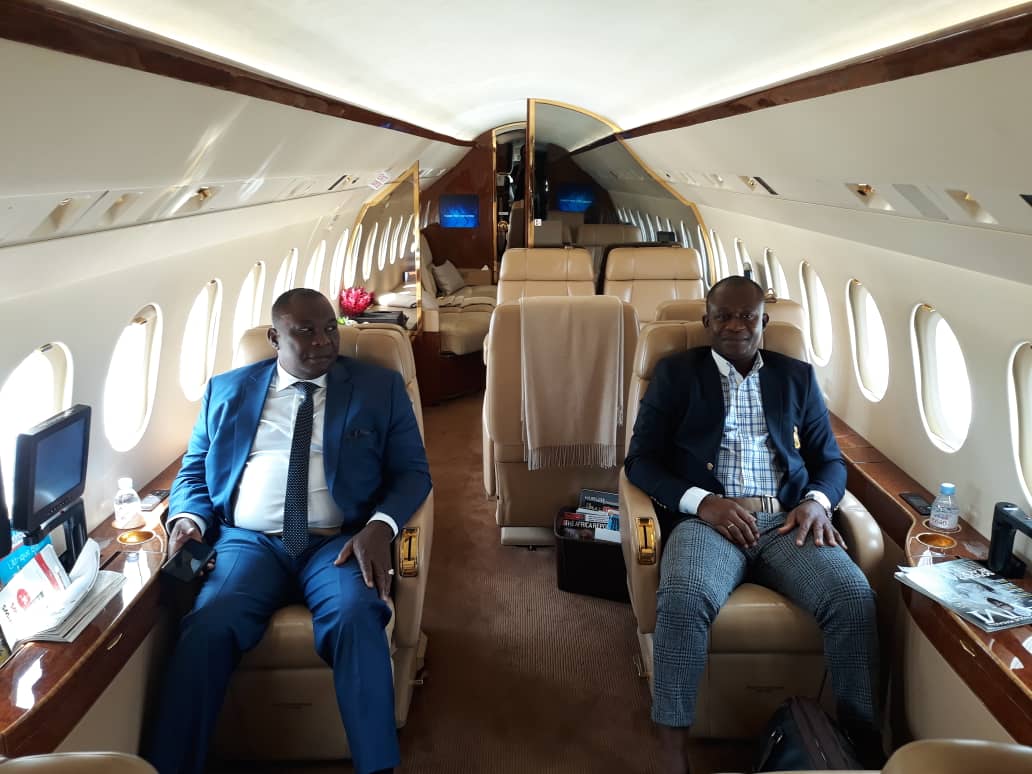 Côte d Ivoire 10 photos inédites du ministre Adjoumani en jet privé