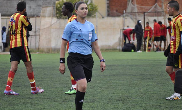 Dorsaf Ganouati une arbitre tunisienne chez les hommes