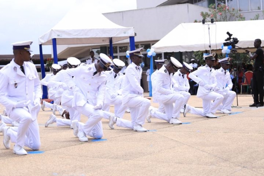 Recrutement Des Diplomes De L Arstm Pour La Marine Nationale Voici Les Conditions Yeclo Com