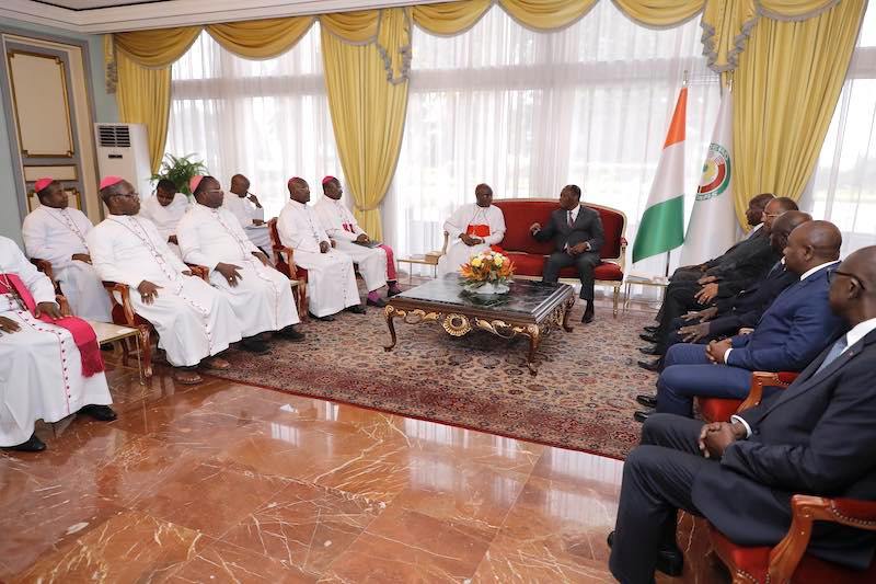lassane Ouattara, a échangé le 19 février 2020 avec les Évêques catholiques de Côte d'Ivoire conduite par Jean-Pierre Cardinal Kutwa.