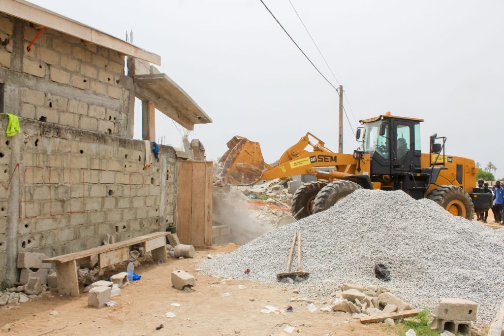 D Molition Dune Maison En Cours De Construction Port Bou T Des