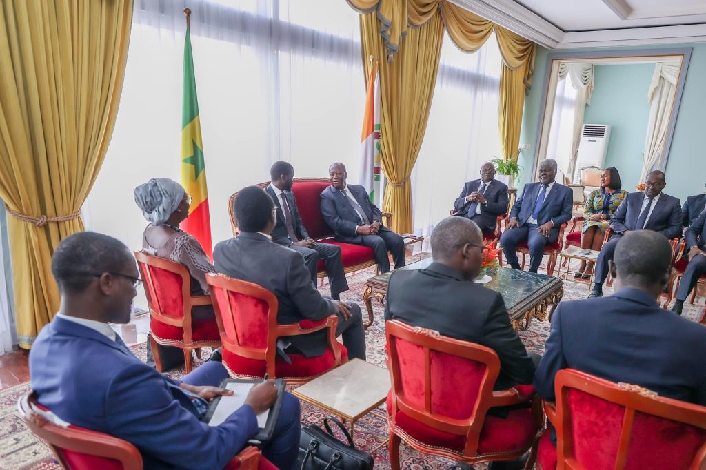 Bassirou Diomaye Faye et le président Ouattara lors de sa visite à Abidjan le 7 mai 2024